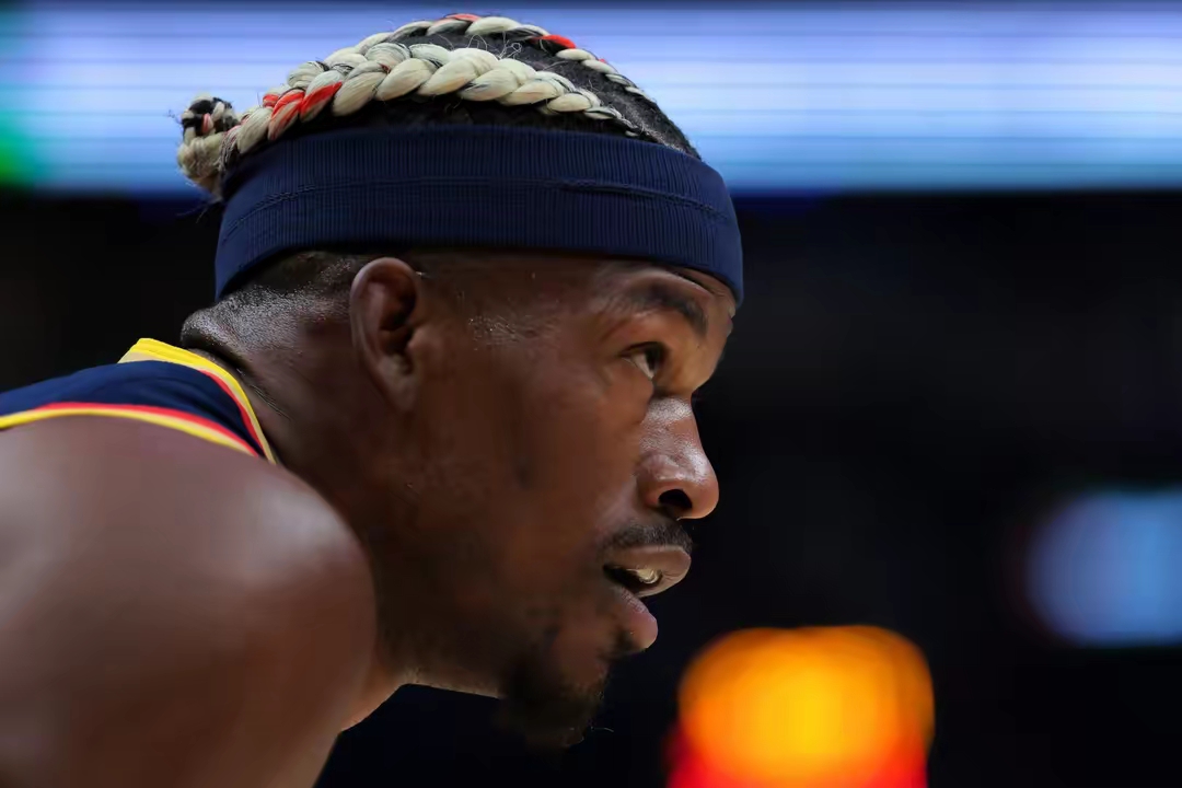 领先优势明显引发热议！，巴特勒在塞尔维亚队比赛中爆冷比赛高潮迭起的简单介绍-jiuyou