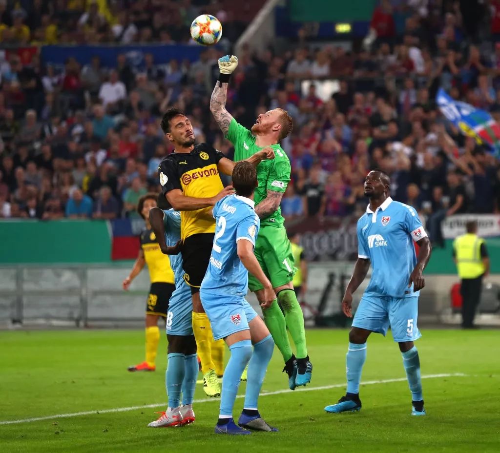 包含今夜亚特兰大备战德国杯，远射贴柱细节曝光，底气十足，赛程密集仍需轮换的词条-九游账号